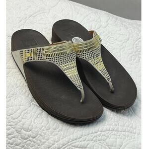 FitFlop Women's Size 9 White Beaded T-Post Sandal Comfort Ergonomic Beach Casual